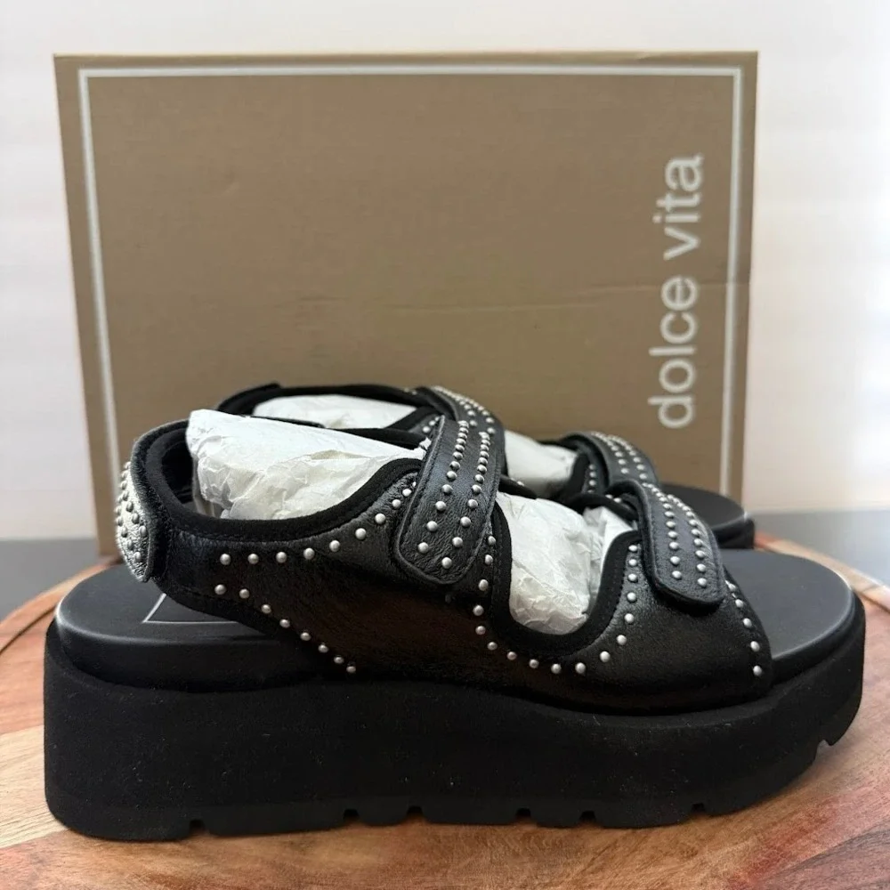 Dolce Vita Dubai Stud Midnight Black Womens 7.5 Crinkle Patent Platform Sandals‎
